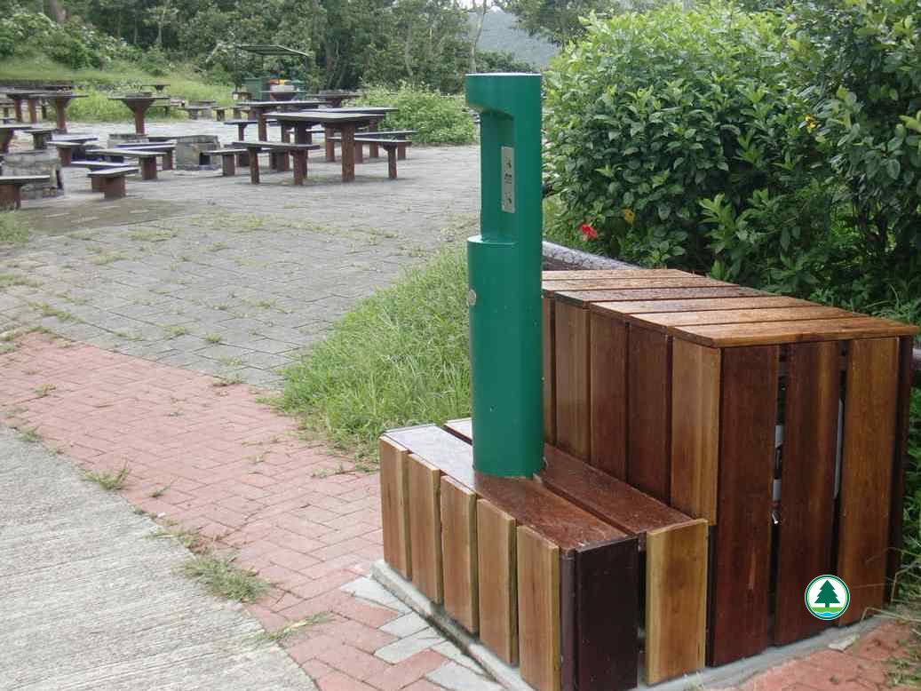 Water filling station	