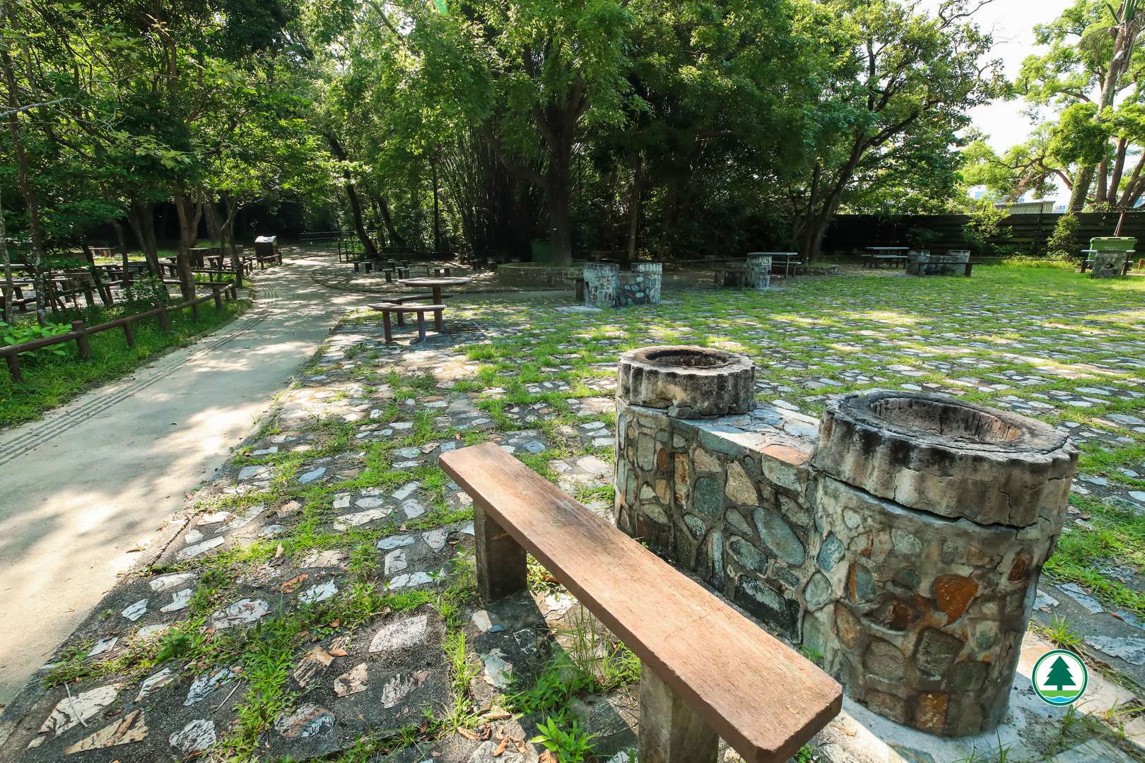 Accessible barbecue site	